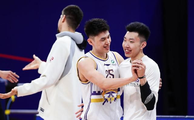日本农村寡妇一级毛片