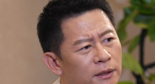 国产一区二区精品久久凹凸